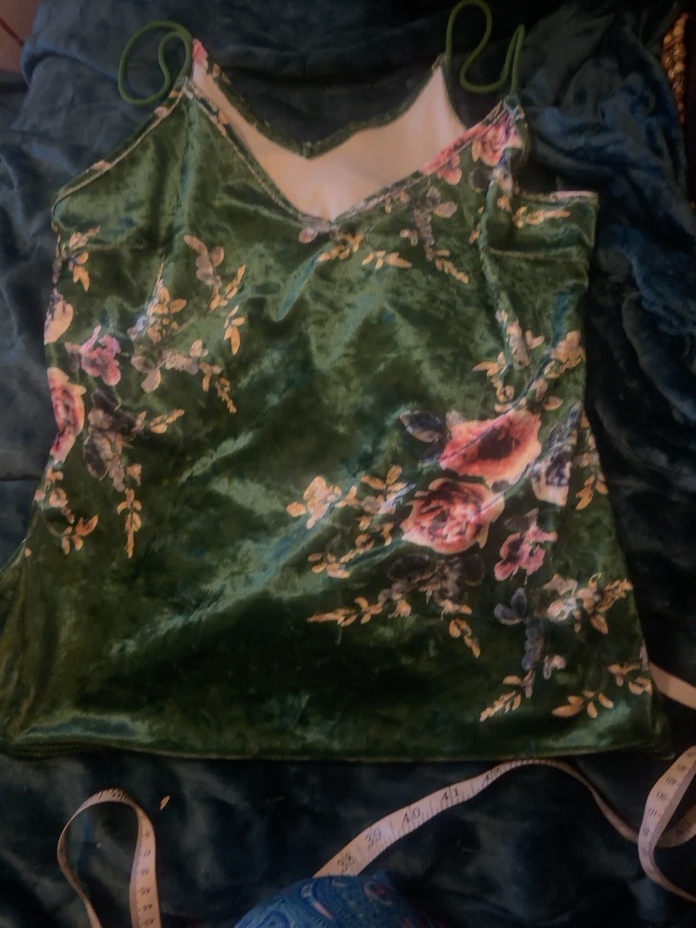SHEIN Dark Green Floral Velvet Camisole